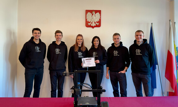 Studenci Wydziału Budownictwa biorący udział w konkursie (od lewej): Szymon Krawczyk, Jakub Marciniszyn, Natalia Mierzejewska, Magda Goździecka, Adrian Podpora, Jakub Wachowski